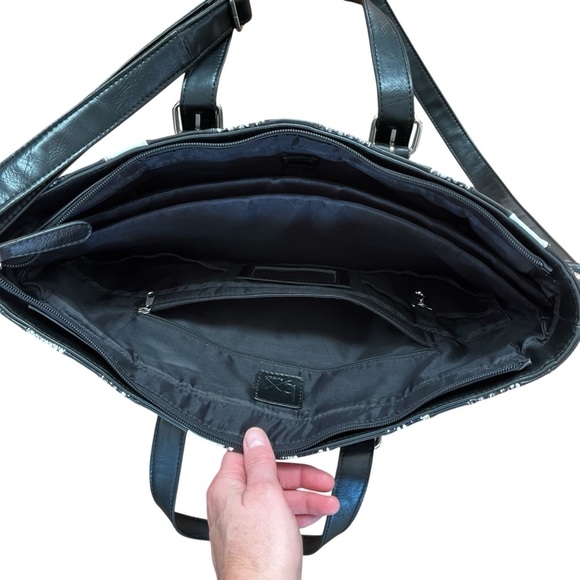 Buxton Laptop Bag Black and White Faux Reptile 18” x 13” - Picture 6 of 12